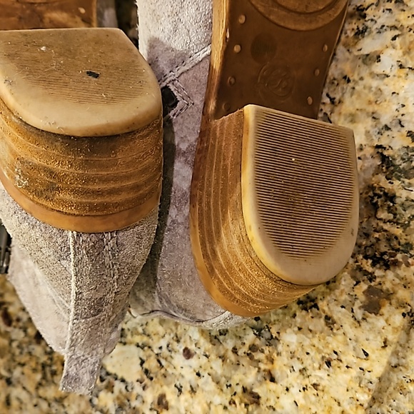 Lucky Brand Ankle Booties - Picture 10 of 13